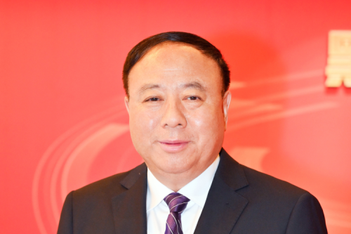 全國人大代表李寅2025年提案--關(guān)于推動分布式電源高質(zhì)量、有序發(fā)展，助力“雙碳”目標(biāo)實現(xiàn)的建議